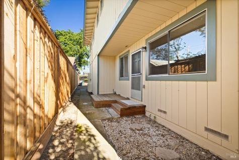 611 Hendley Street Santa Rosa CA 95404