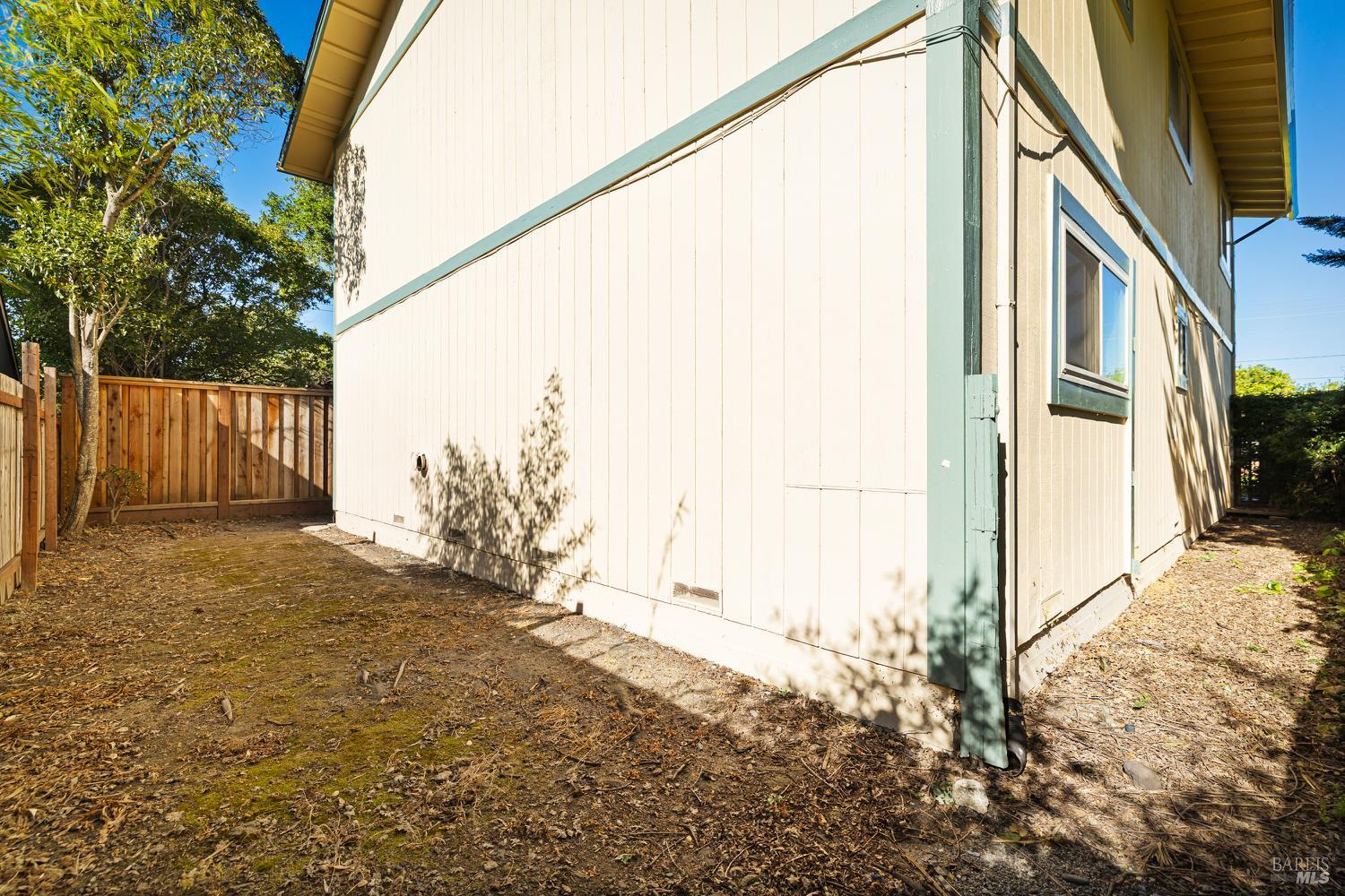 611 Hendley Street Santa Rosa CA 95404