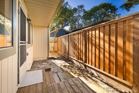 611 Hendley Street Santa Rosa CA 95404