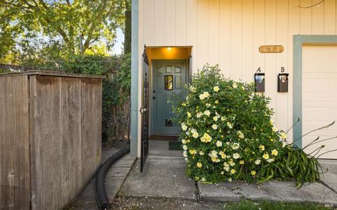611 Hendley Street Santa Rosa CA 95404