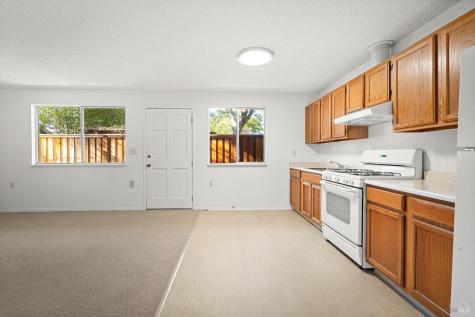 611 Hendley Street Santa Rosa CA 95404