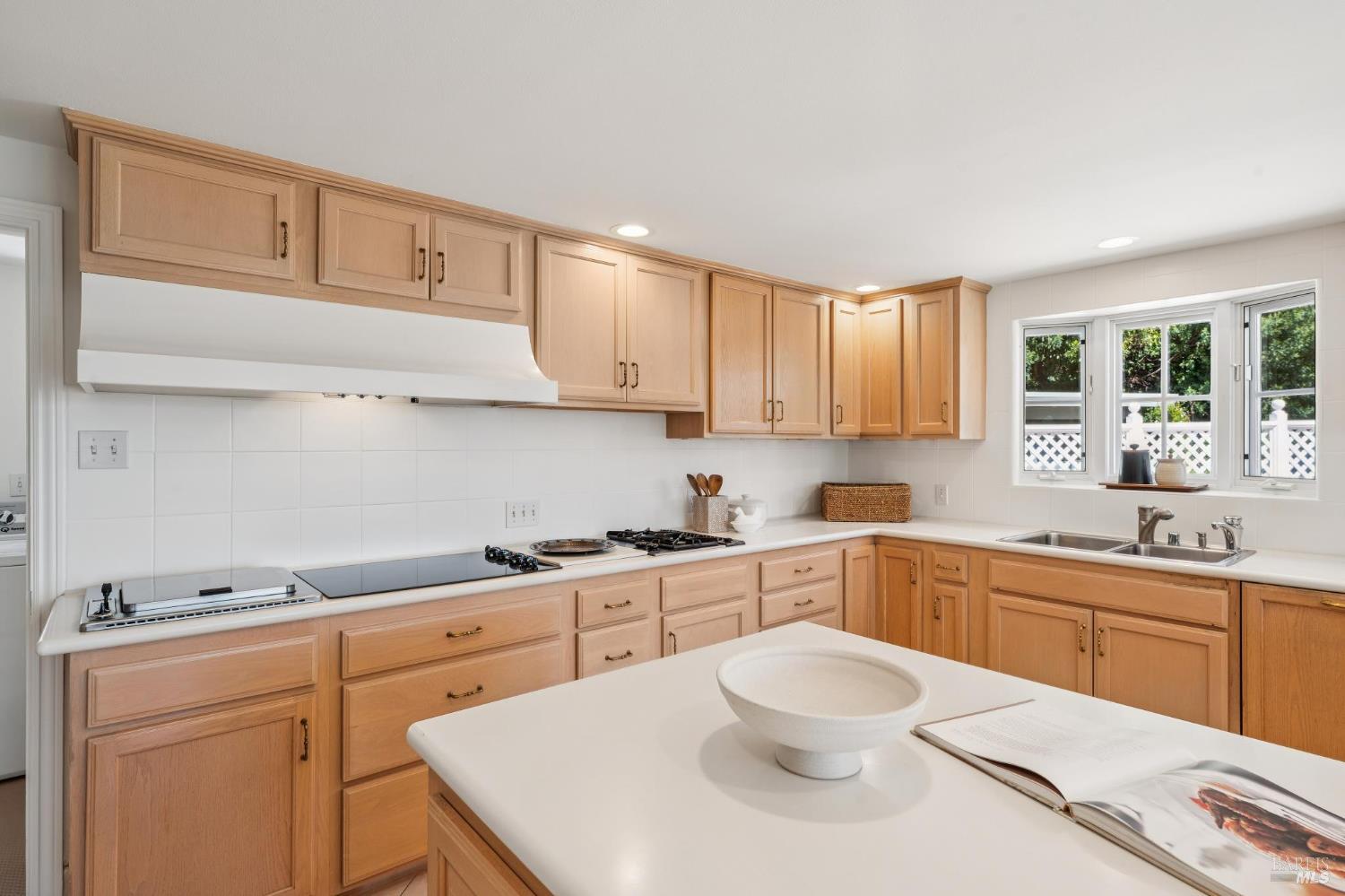 40-42 Central Avenue Sausalito CA 94965