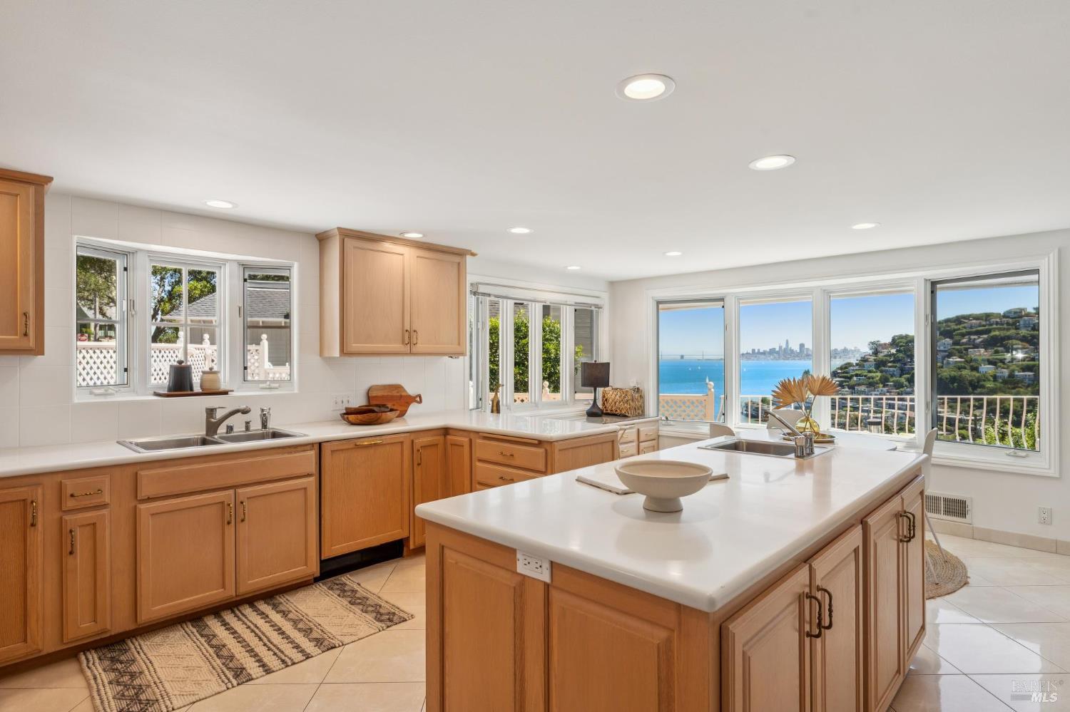 40-42 Central Avenue Sausalito CA 94965