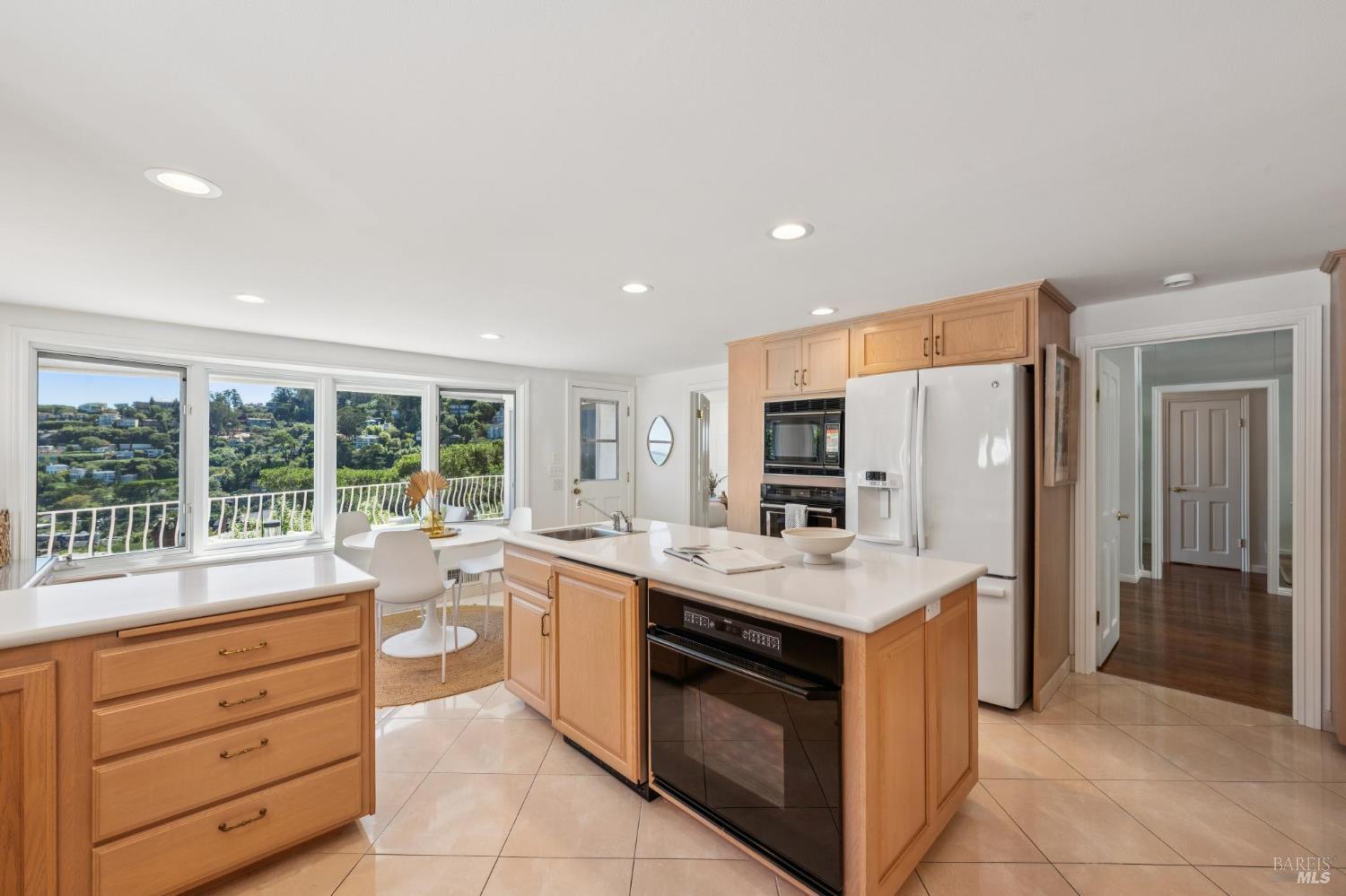 40-42 Central Avenue Sausalito CA 94965