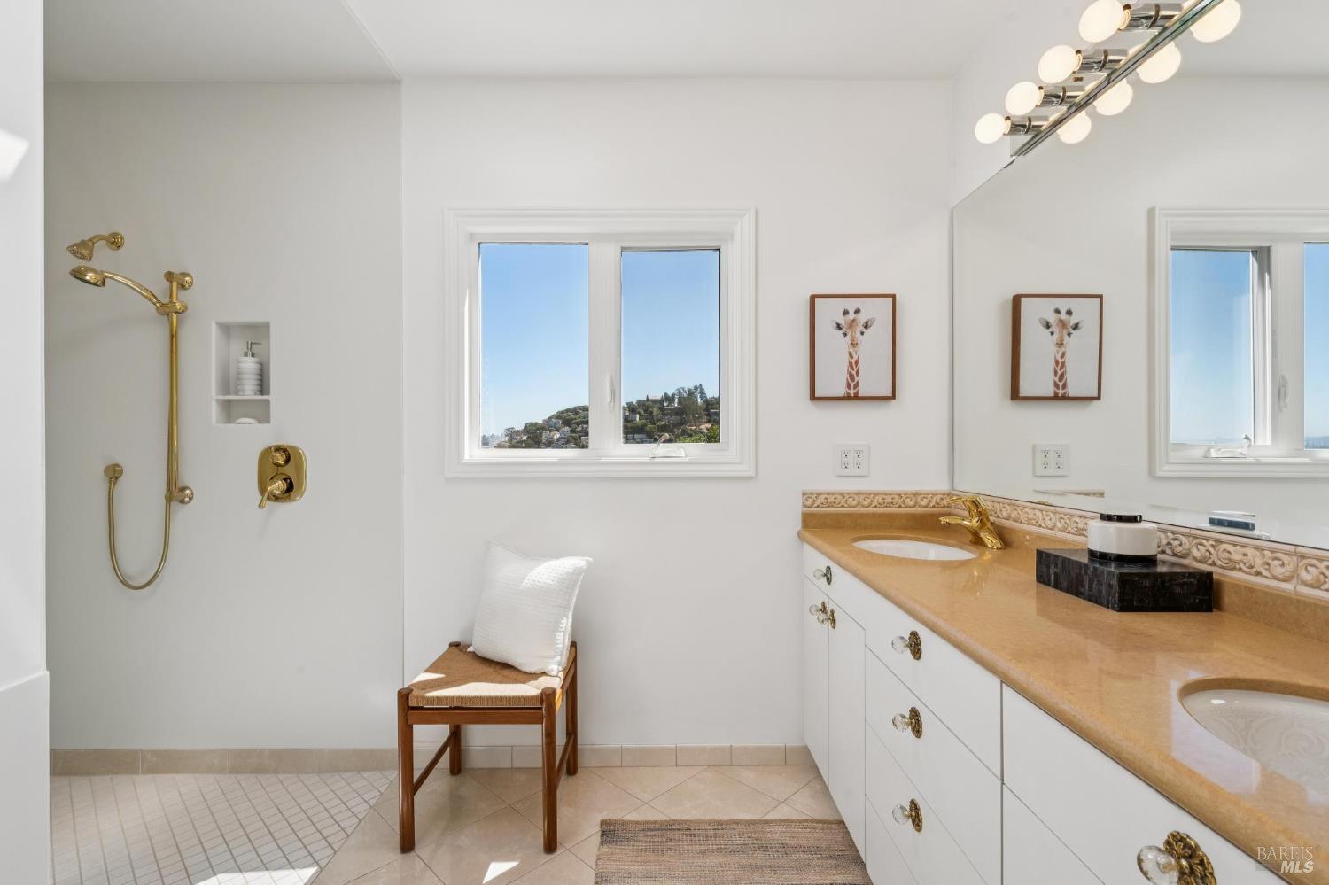 40-42 Central Avenue Sausalito CA 94965
