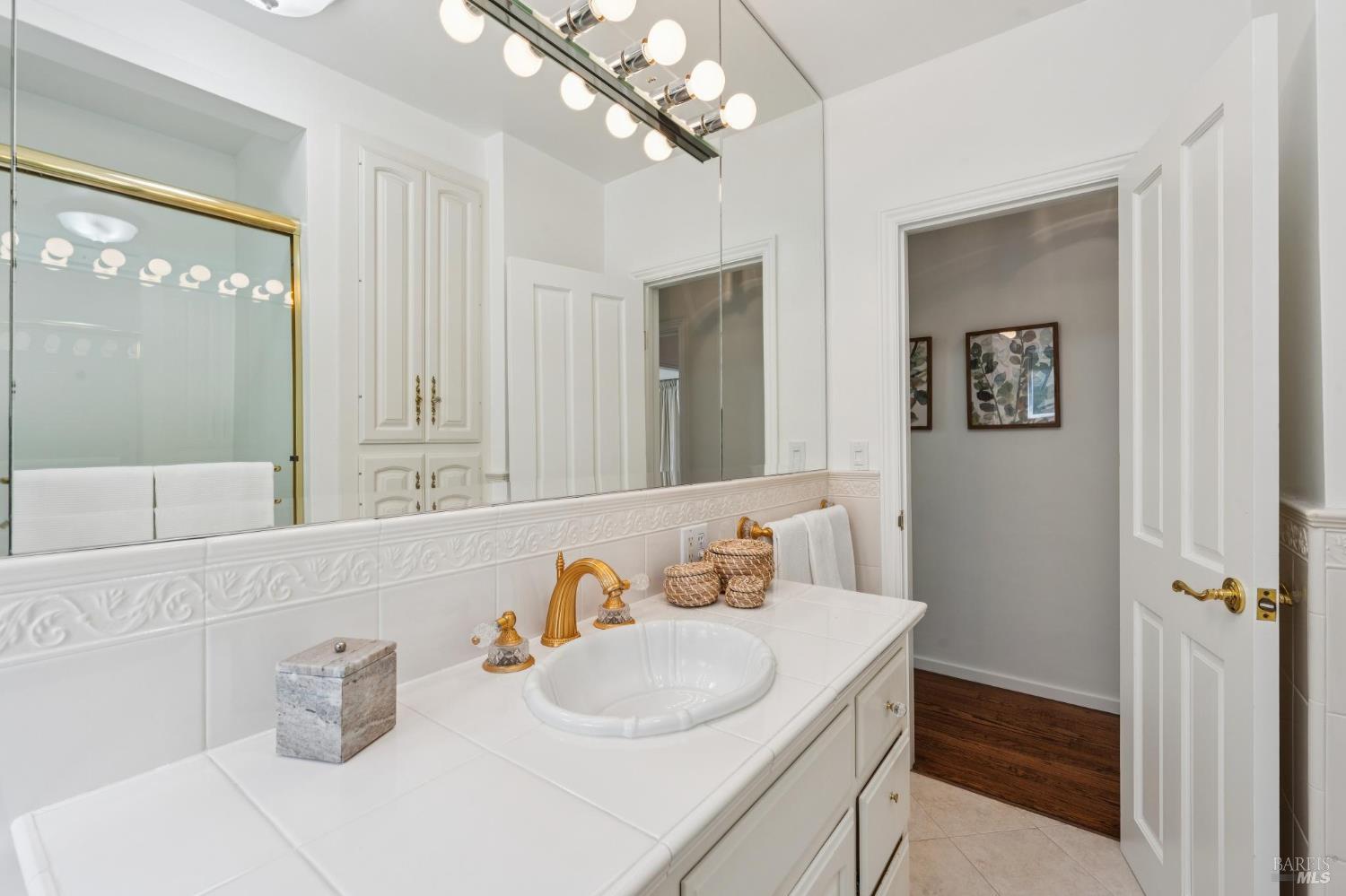 40-42 Central Avenue Sausalito CA 94965