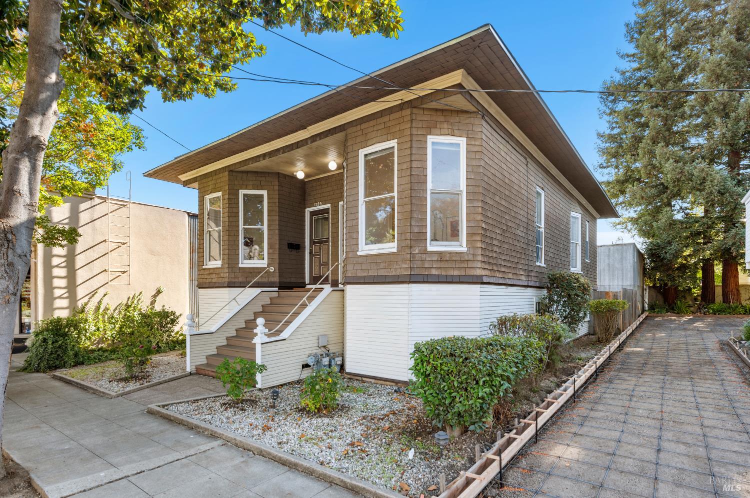 1325 Calistoga Avenue Napa CA 94559