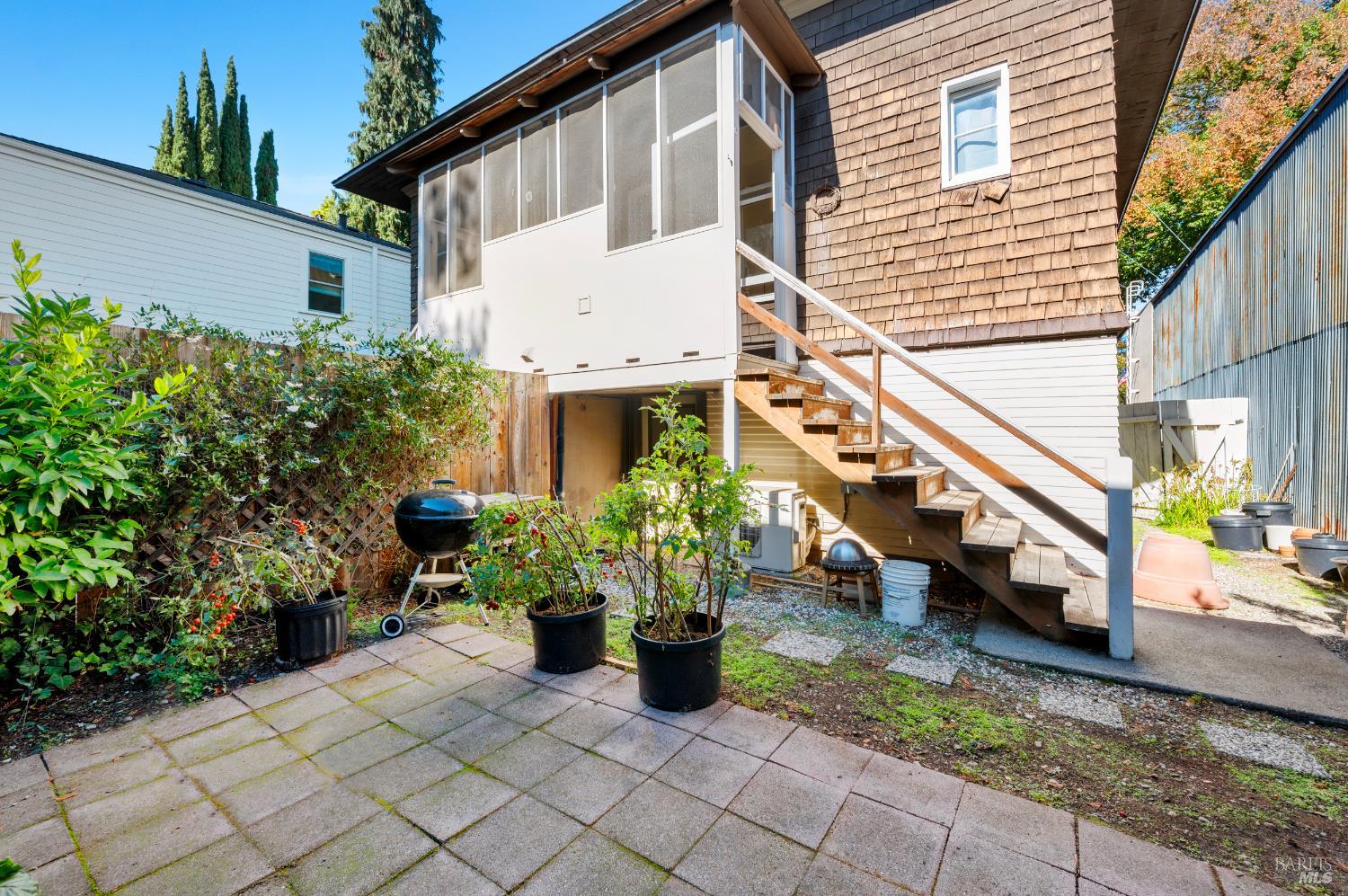 1325 Calistoga Avenue Napa CA 94559