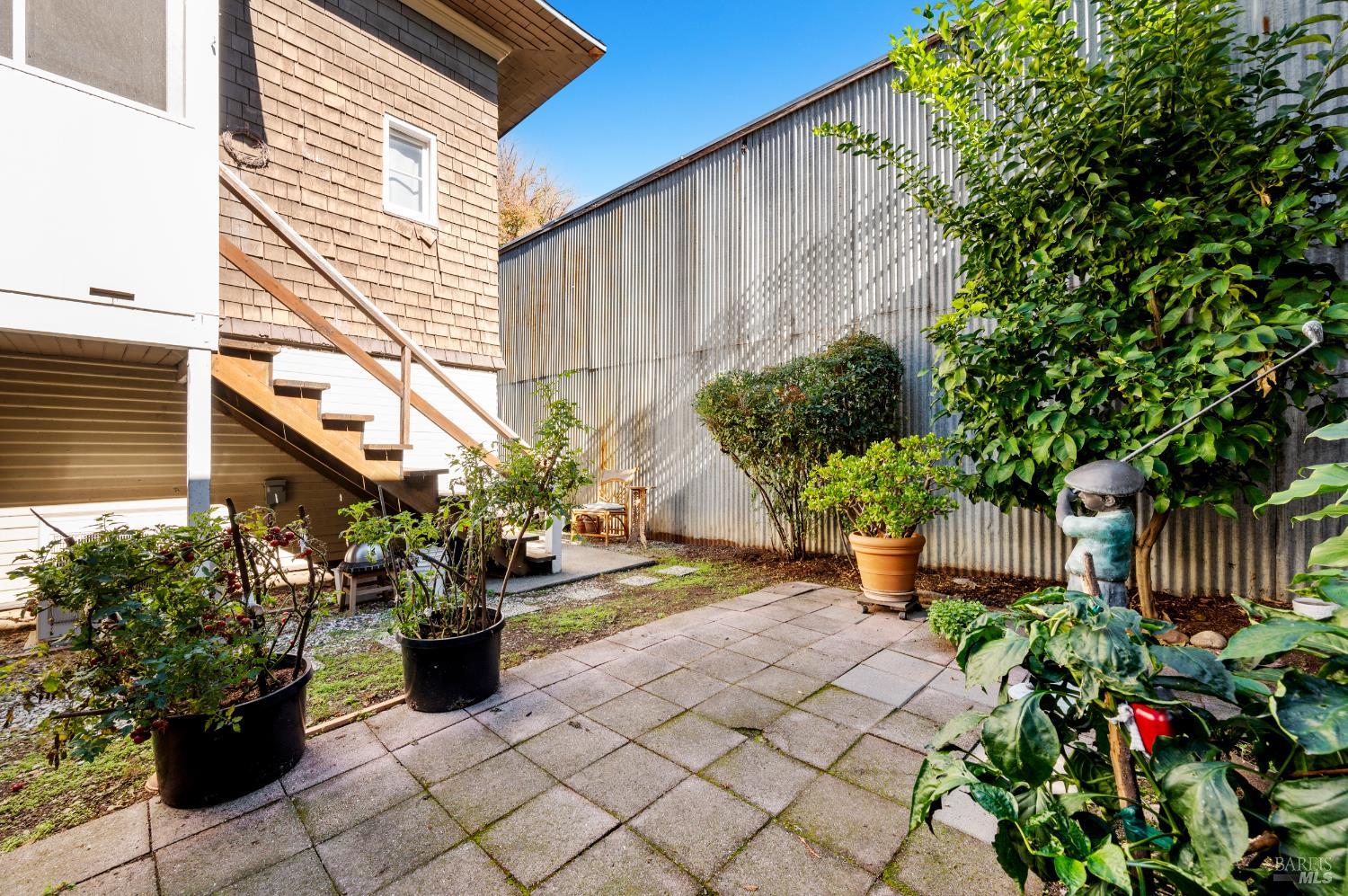 1325 Calistoga Avenue Napa CA 94559