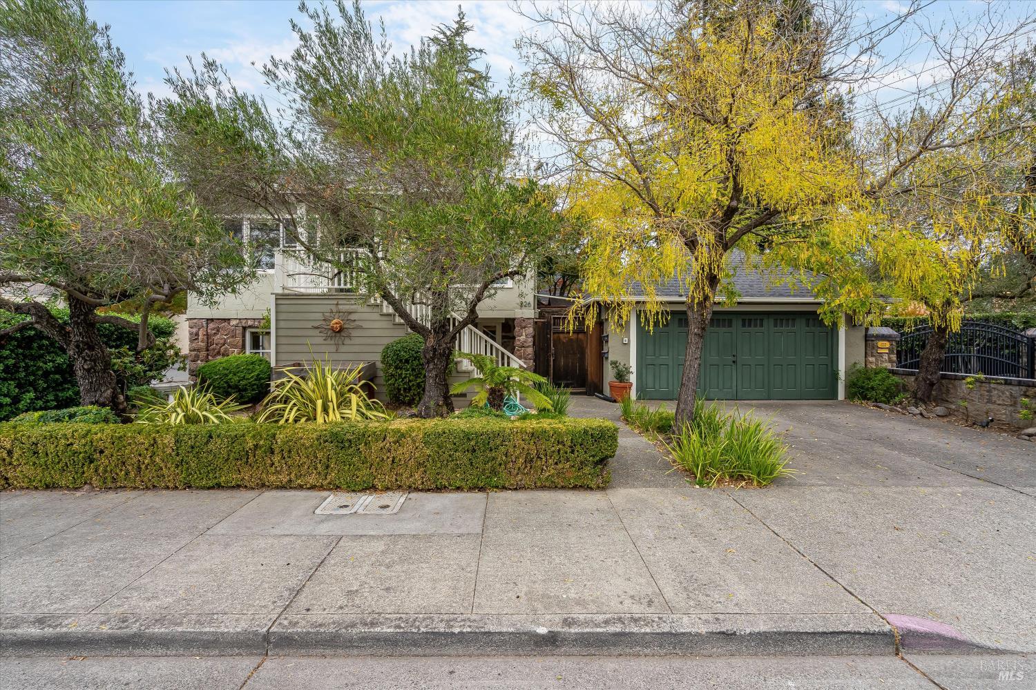 Sonoma CA, 222-226 W Spain Street