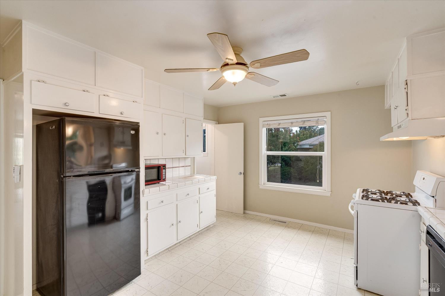 222-226 W Spain Street Sonoma CA 95476
