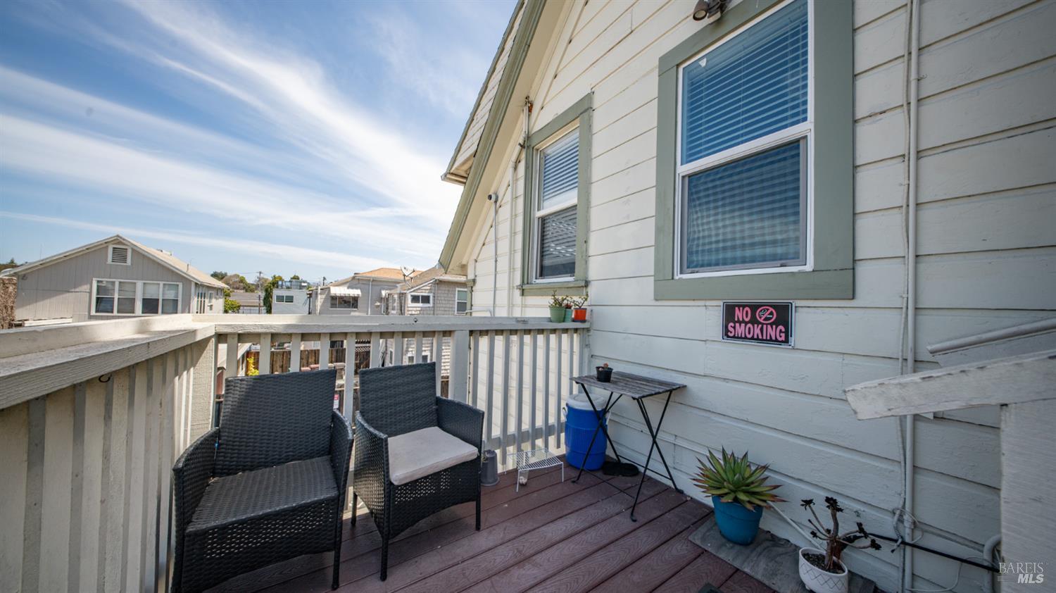 3229 Elm Street Oakland CA 94609