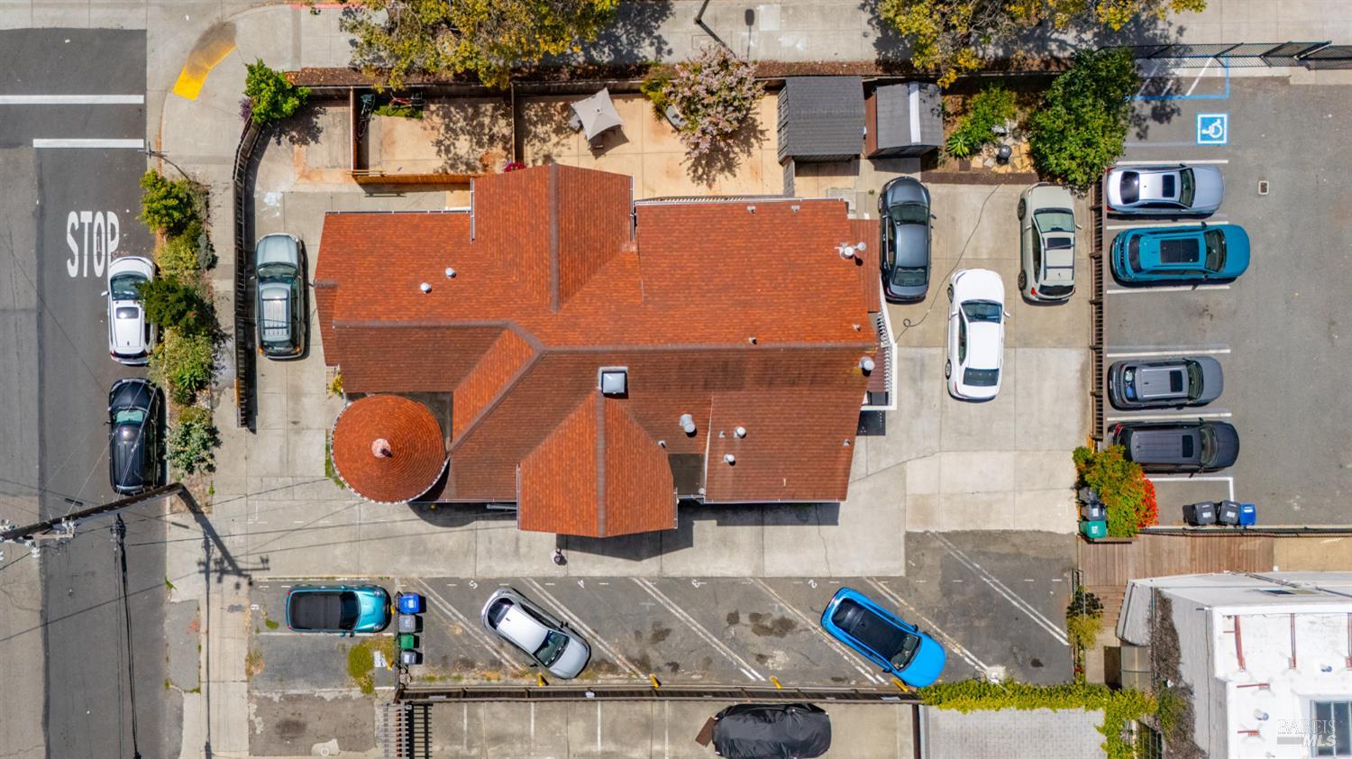 3229 Elm Street Oakland CA 94609