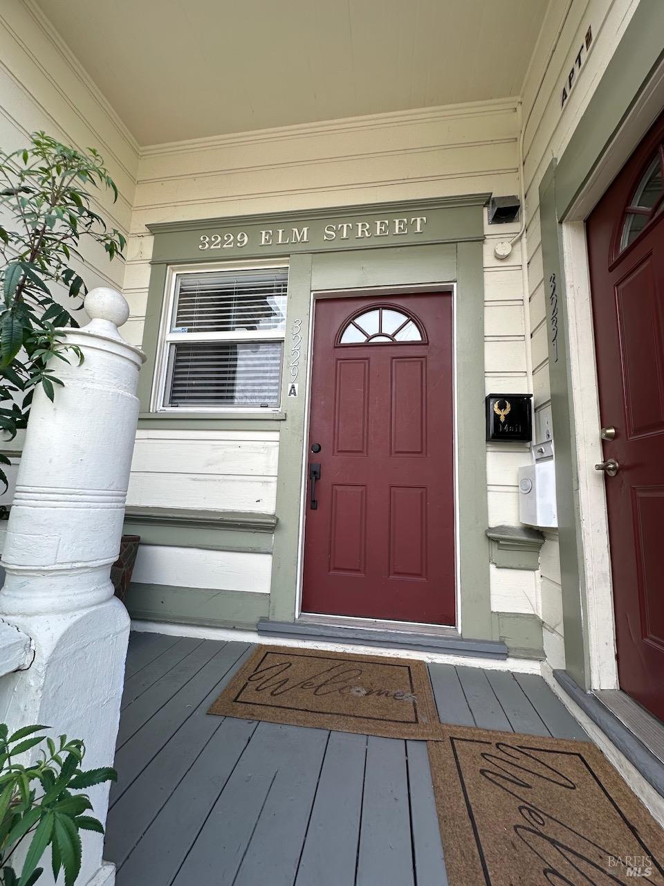 3229 Elm Street Oakland CA 94609
