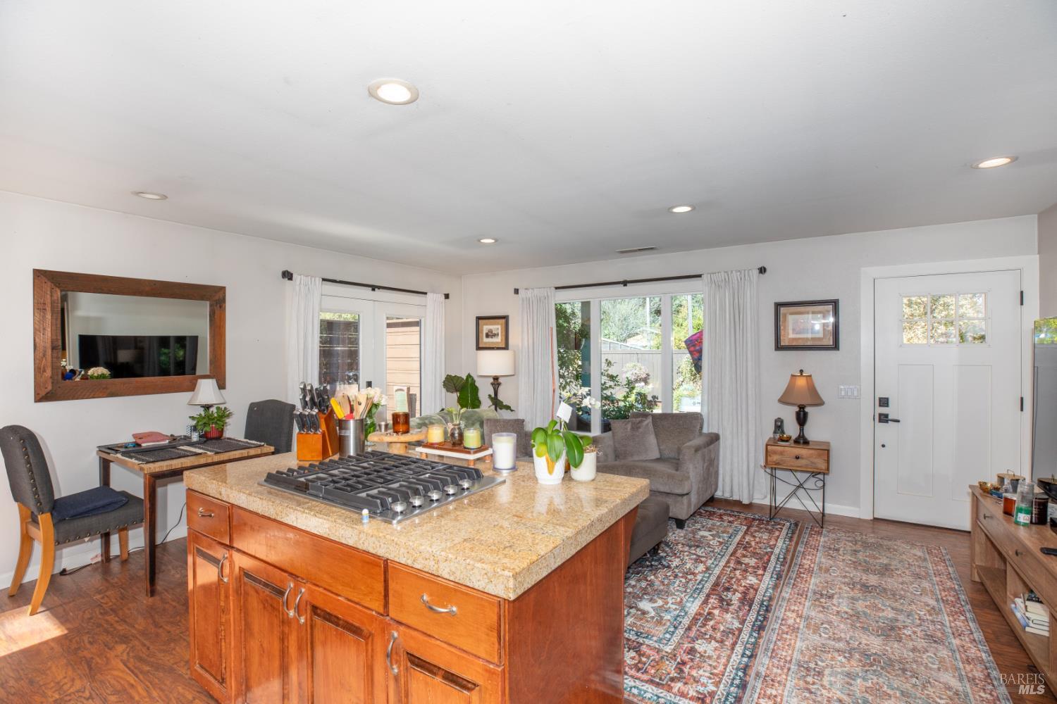 3290-3280 Somers Street Santa Rosa CA 95403