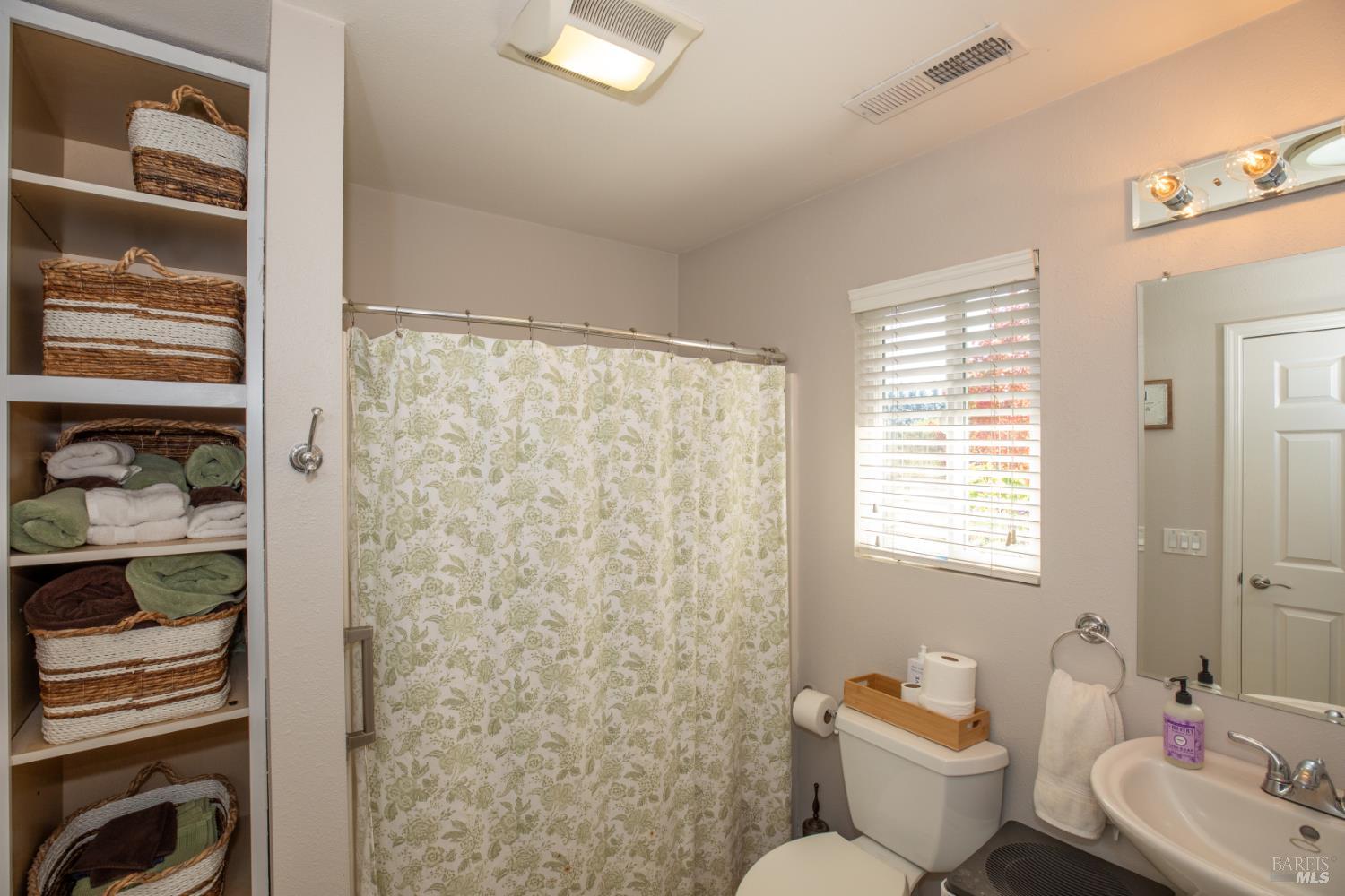 3290-3280 Somers Street Santa Rosa CA 95403