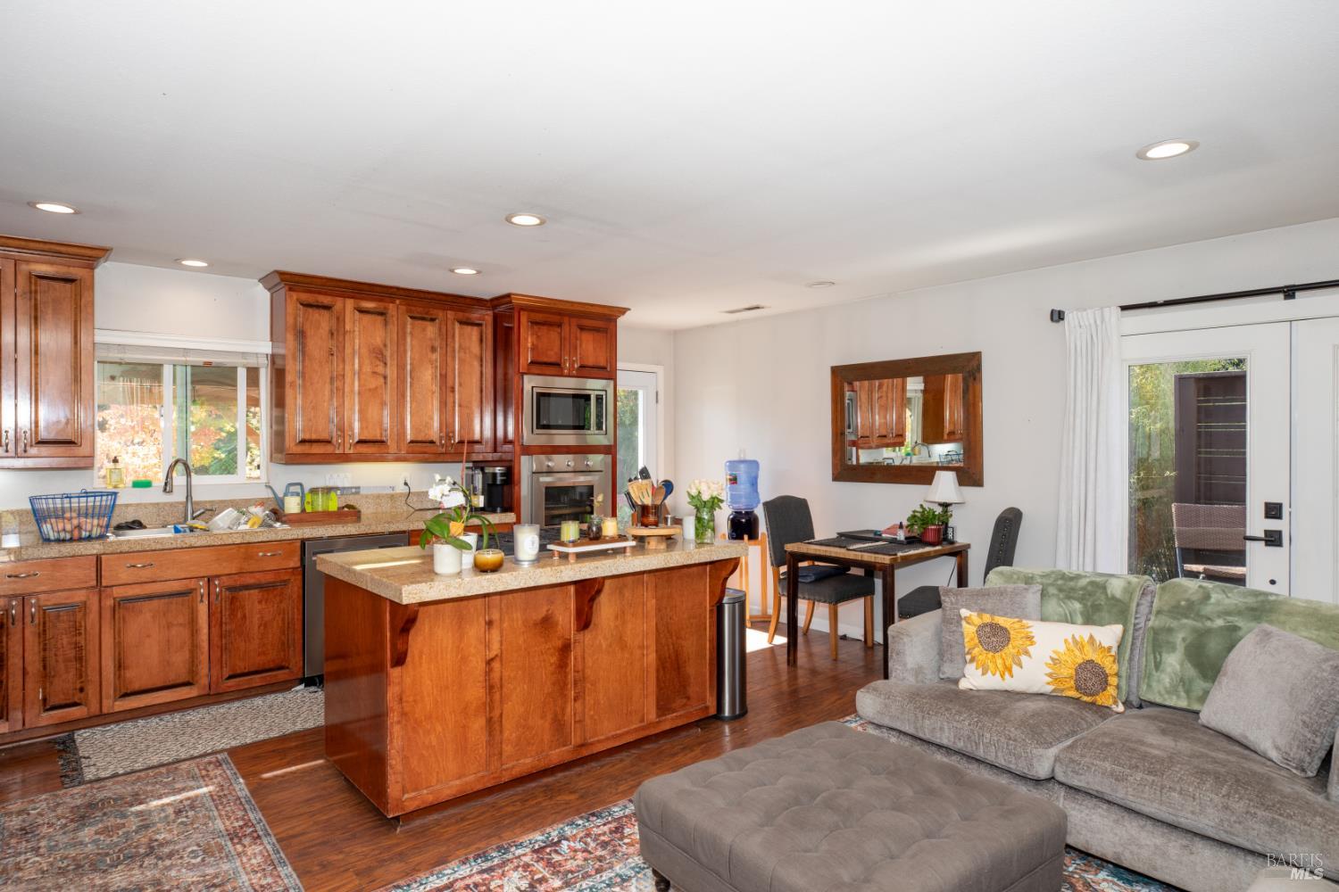 3290-3280 Somers Street Santa Rosa CA 95403