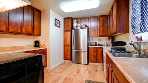 8005 Trenton Court Forestville CA 95436