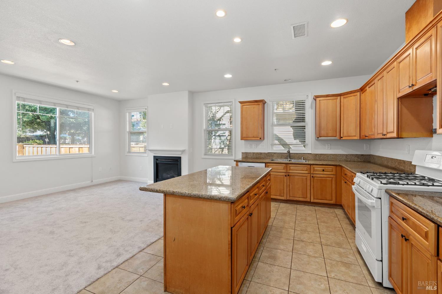 232 Rosebud Lane St. Helena CA 94574