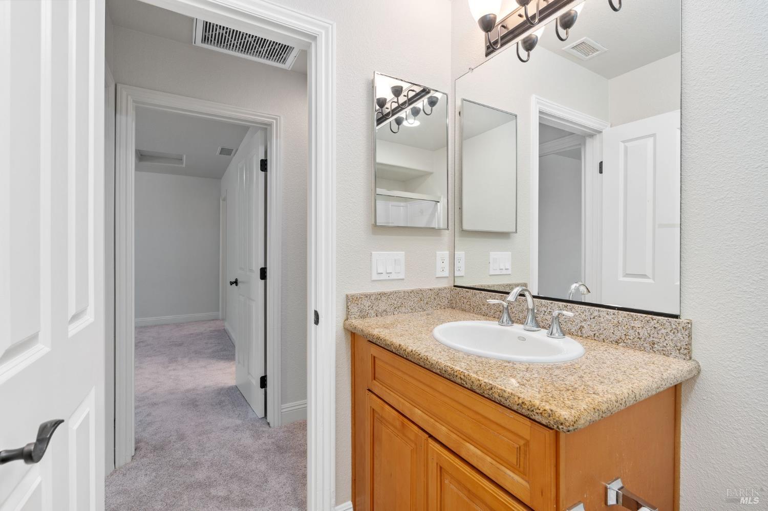 232 Rosebud Lane St. Helena CA 94574