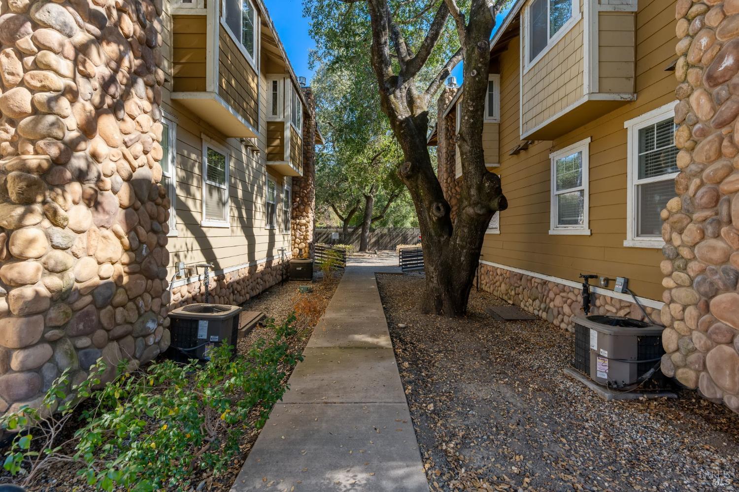 232 Rosebud Lane St. Helena CA 94574