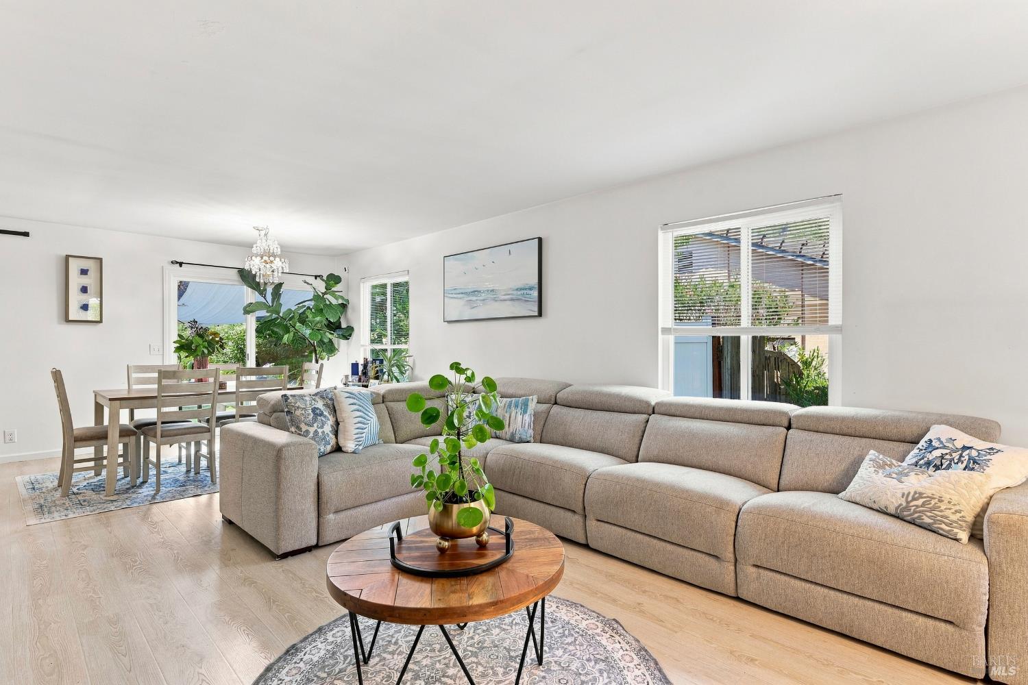 1607 Merritt Drive Novato CA 94949