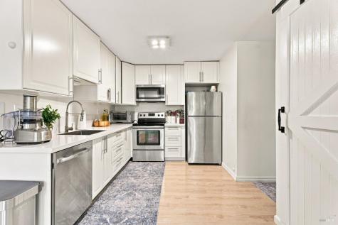 1607 Merritt Drive Novato CA 94949