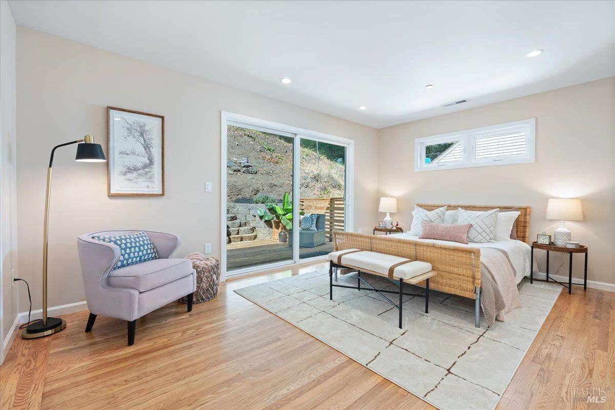 288-290 Miller Avenue Mill Valley CA 94941