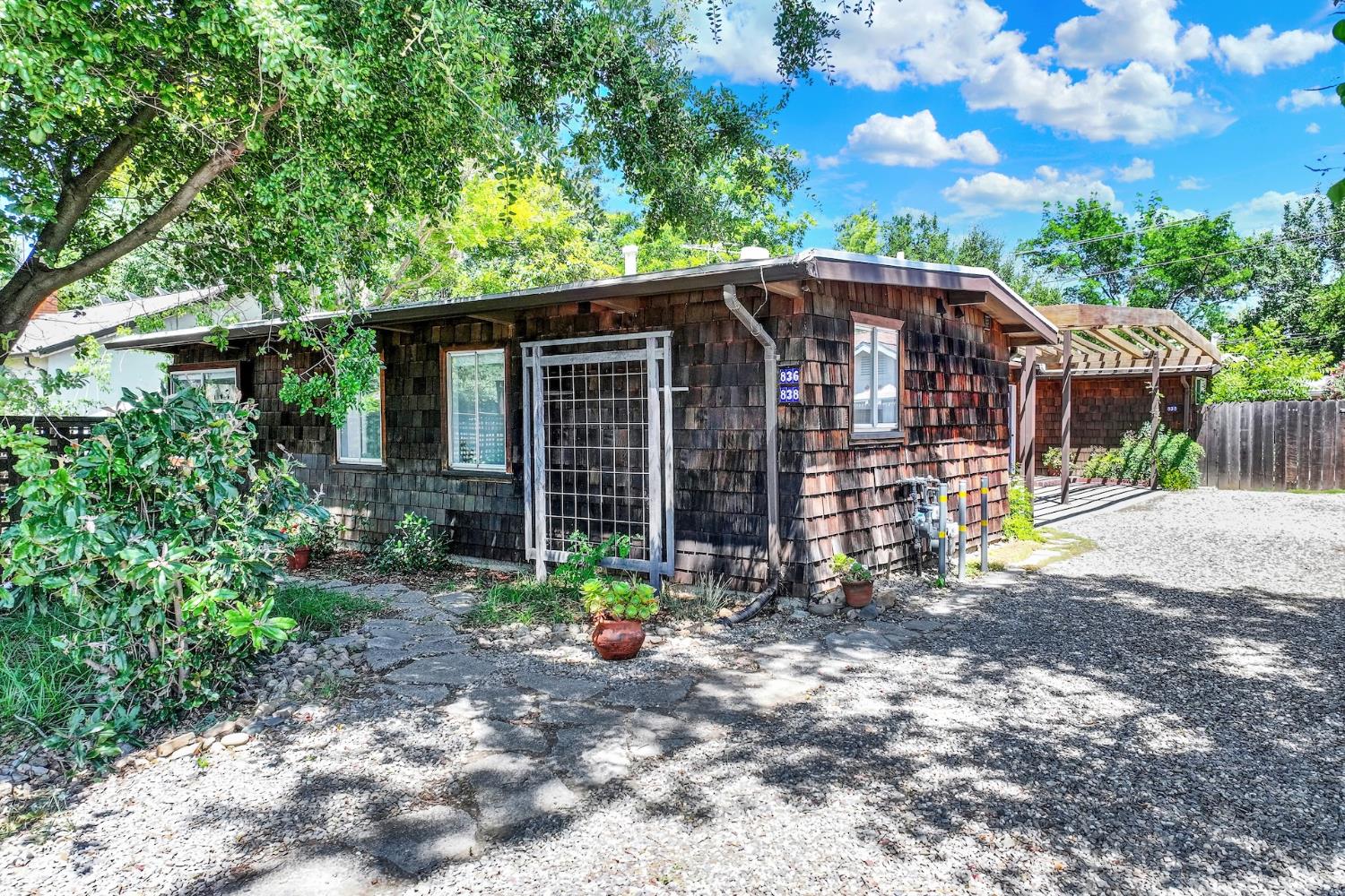 836-838 Eureka Avenue Davis CA 95616