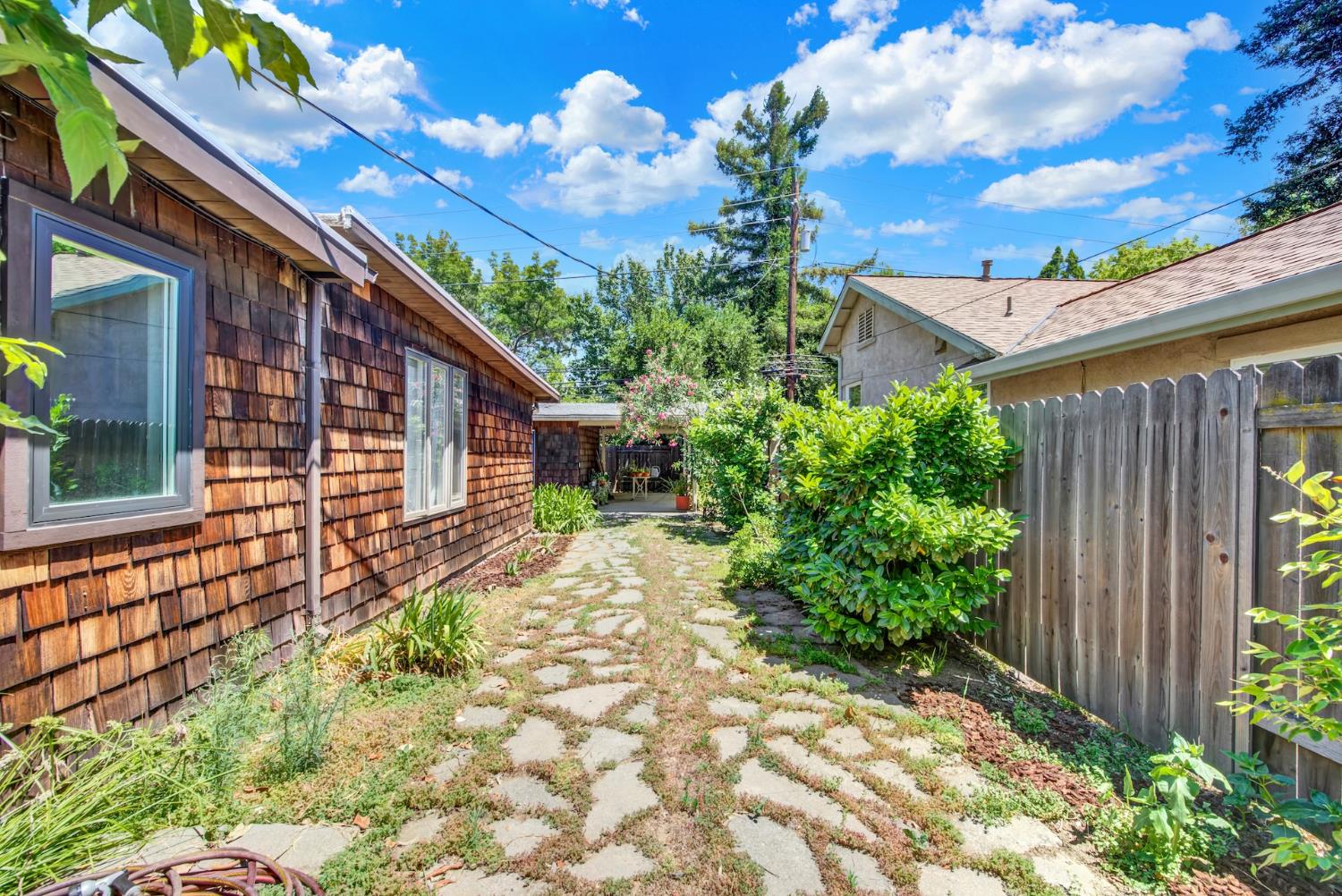 836-838 Eureka Avenue Davis CA 95616