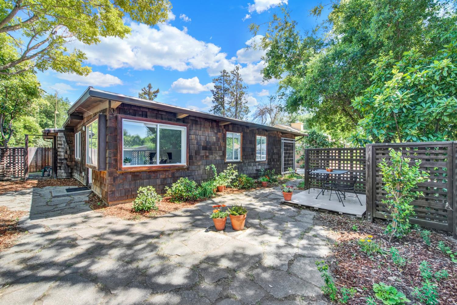 836-838 Eureka Avenue Davis CA 95616