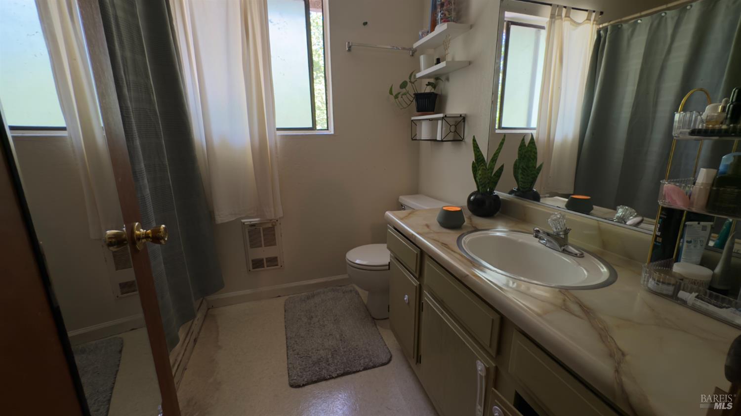 25248 Robinson Road Willits CA 95490