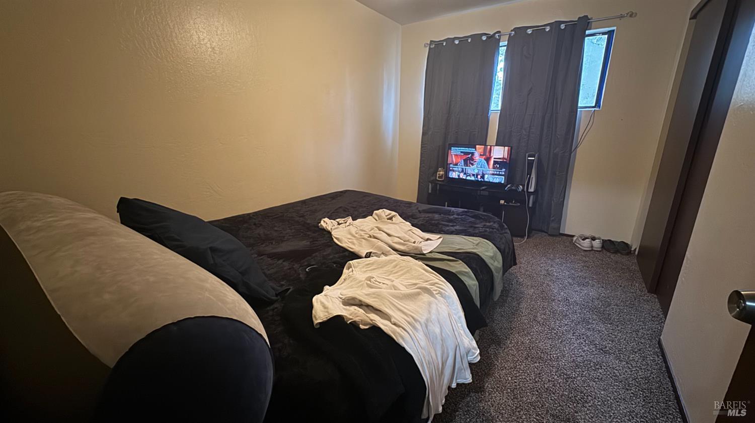 25248 Robinson Road Willits CA 95490