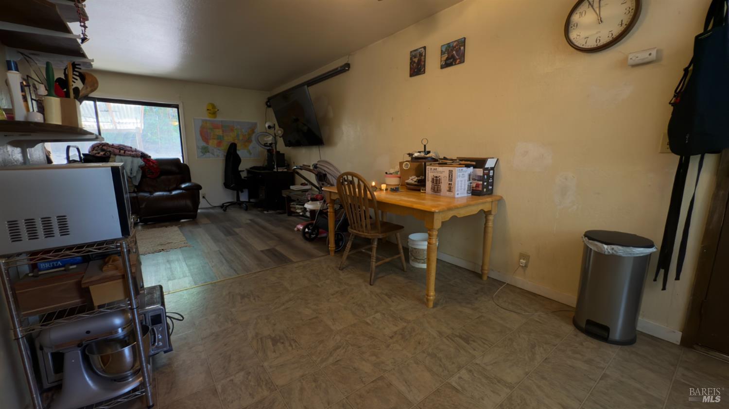 25248 Robinson Road Willits CA 95490