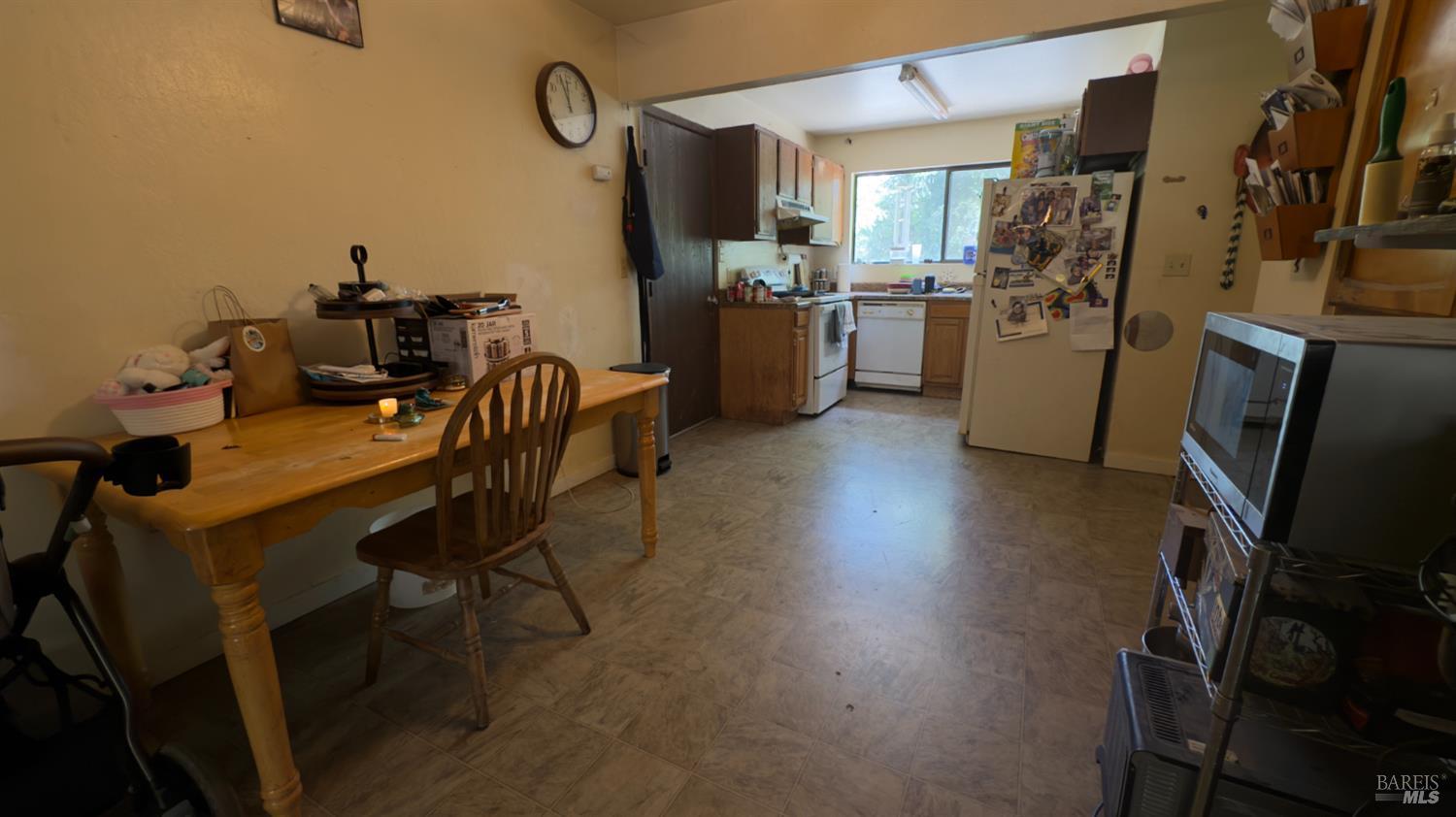 25248 Robinson Road Willits CA 95490