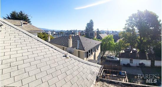 389 Euclid Avenue Oakland CA 94610