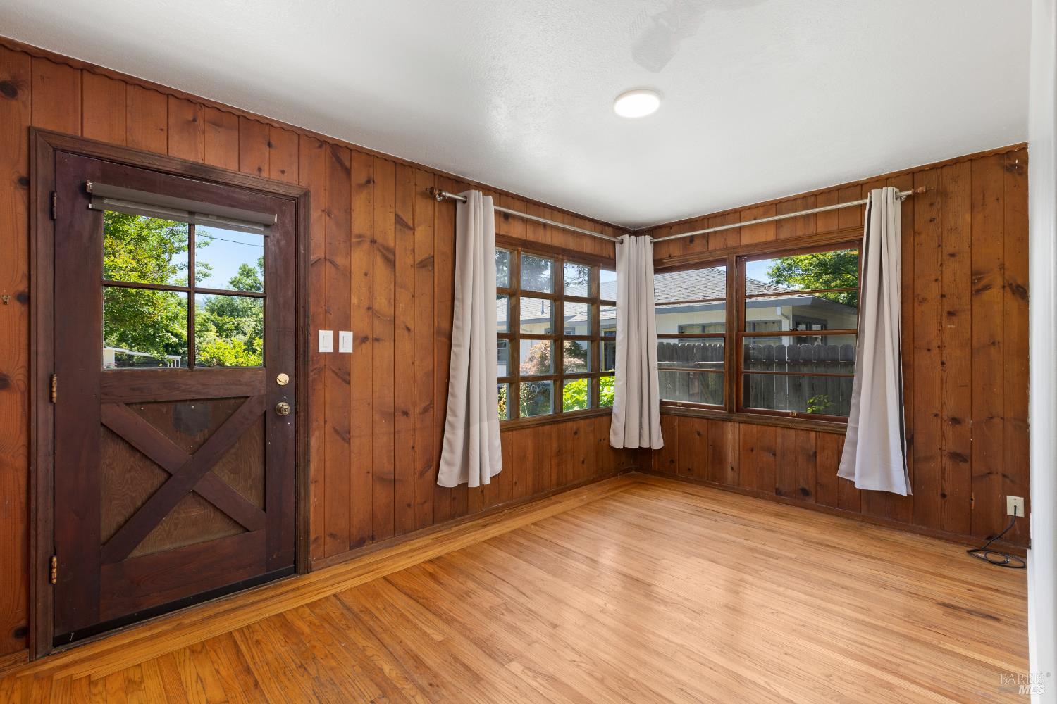 881 Lorna Drive Glen Ellen CA 95442