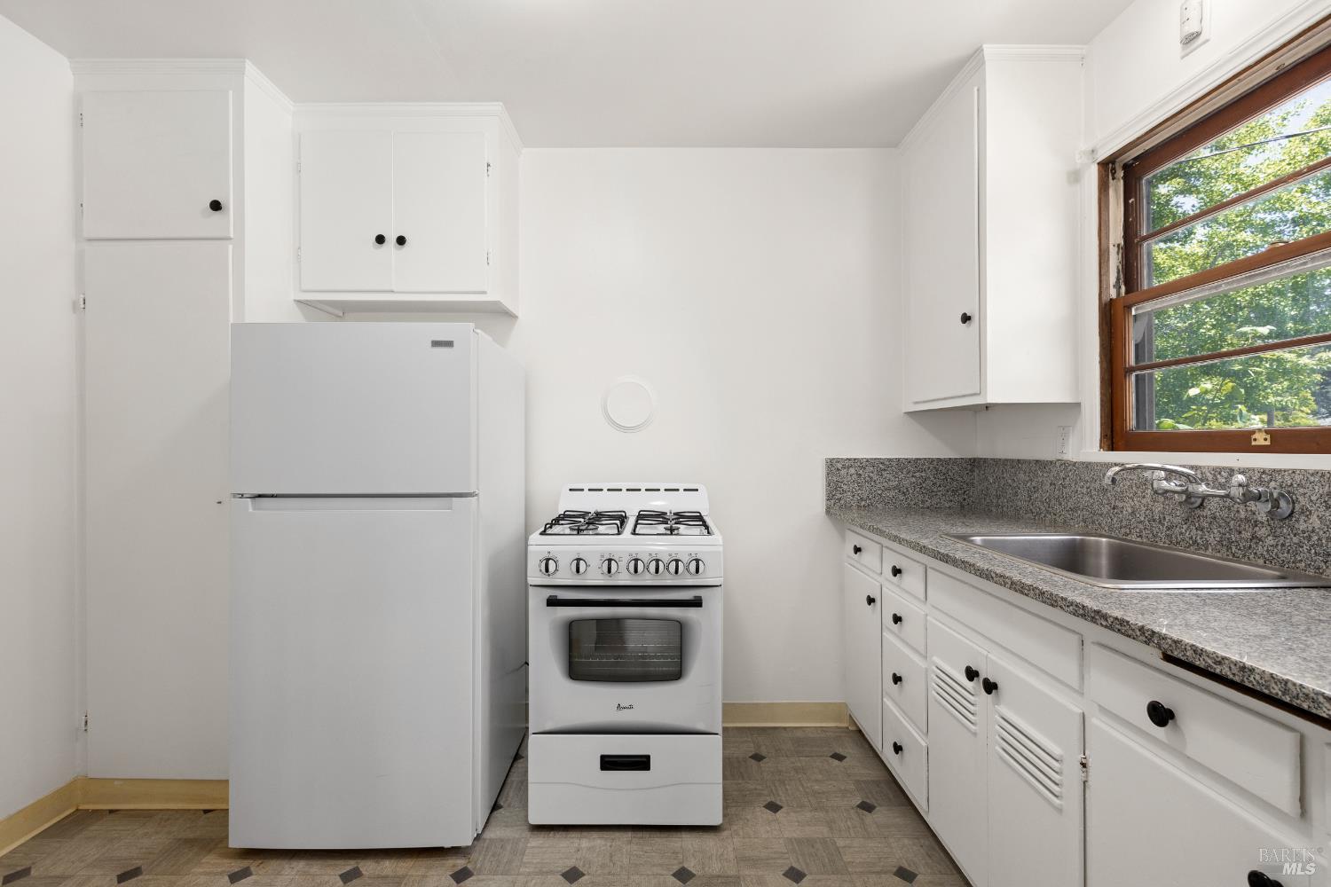 881 Lorna Drive Glen Ellen CA 95442