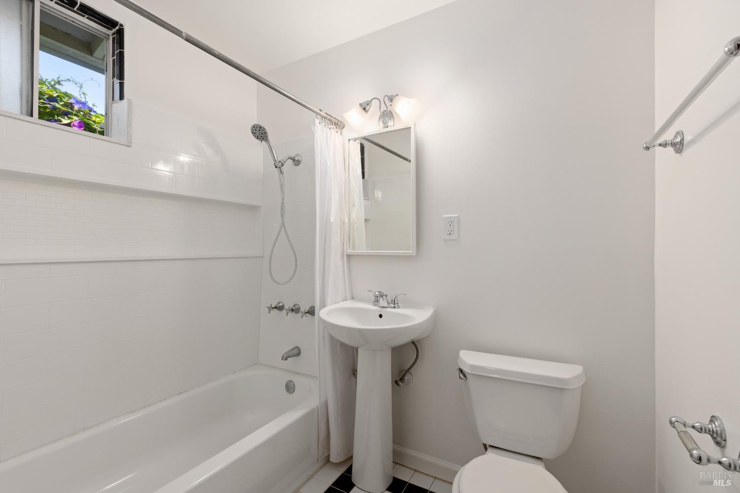 881 Lorna Drive Glen Ellen CA 95442