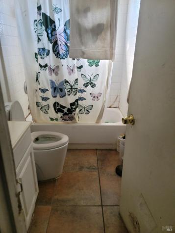 247-253 Robin Way Santa Rosa CA 95407