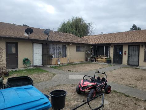 247-253 Robin Way Santa Rosa CA 95407