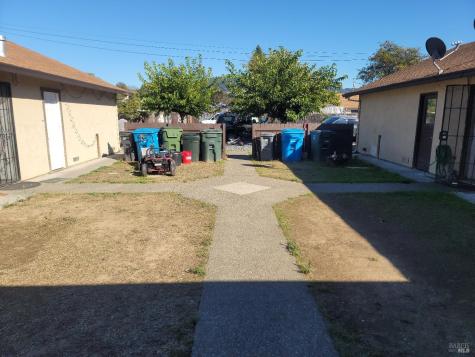 247-253 Robin Way Santa Rosa CA 95407