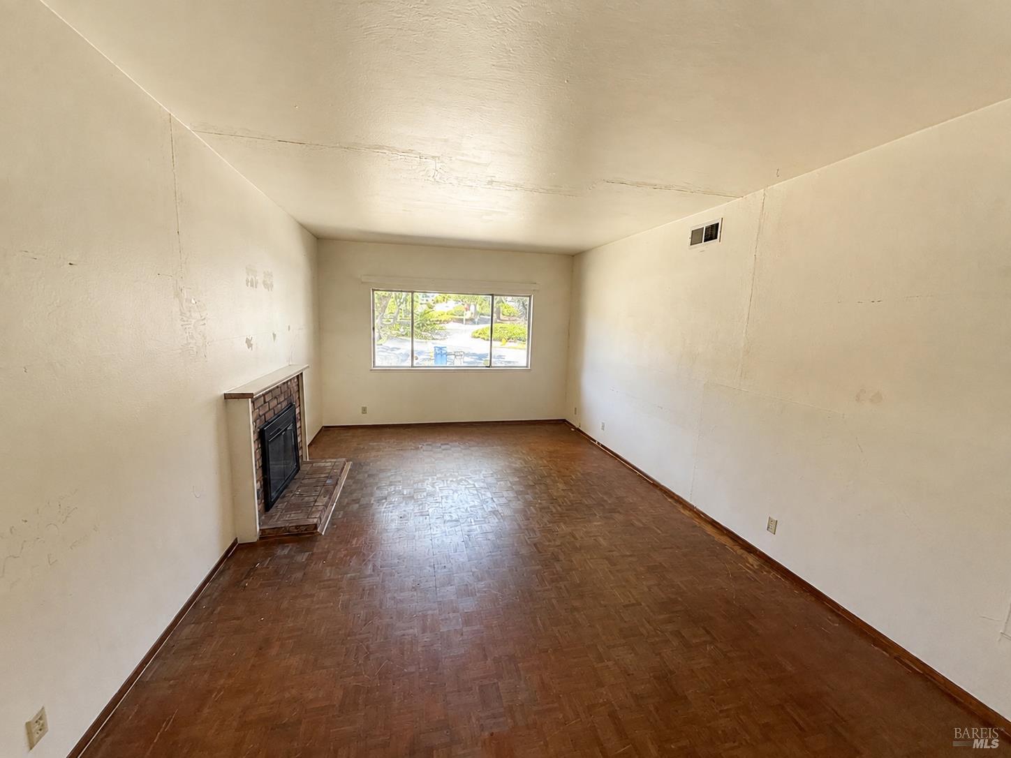 30431 Vanderbilt Street Hayward CA 94544
