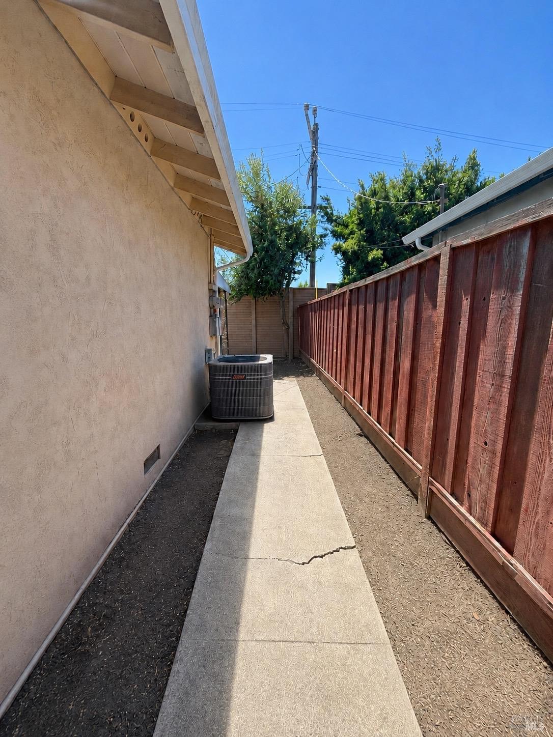 30431 Vanderbilt Street Hayward CA 94544