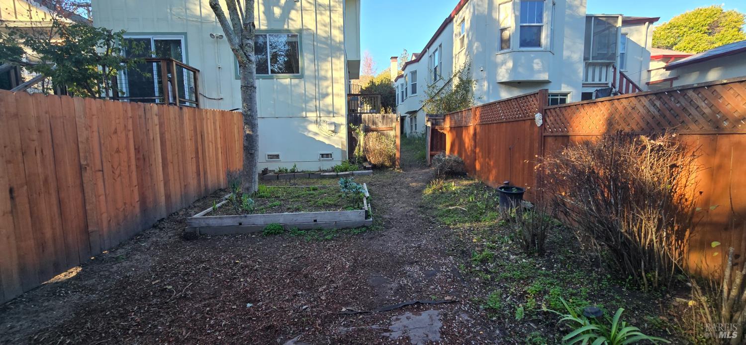 7321 Bodega Avenue Sebastopol CA 95472