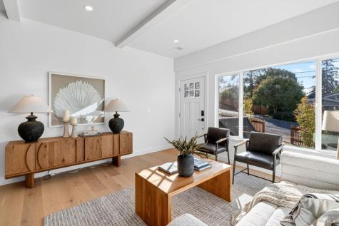 719 Bassett Street Petaluma CA 94952