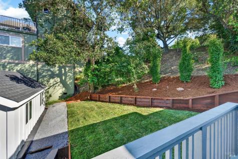 719 Bassett Street Petaluma CA 94952