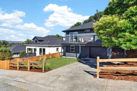 719 Bassett Street Petaluma CA 94952