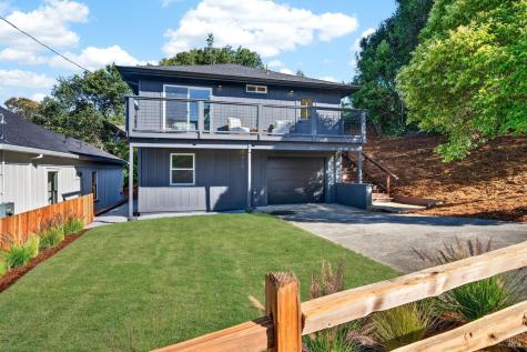 719 Bassett Street Petaluma CA 94952