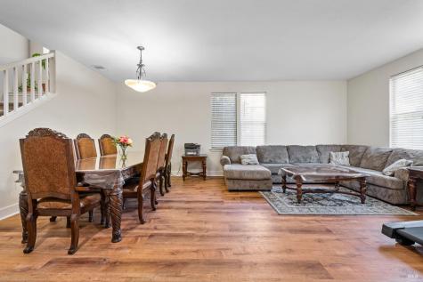 1461-1463 Trombetta Street Santa Rosa CA 95407